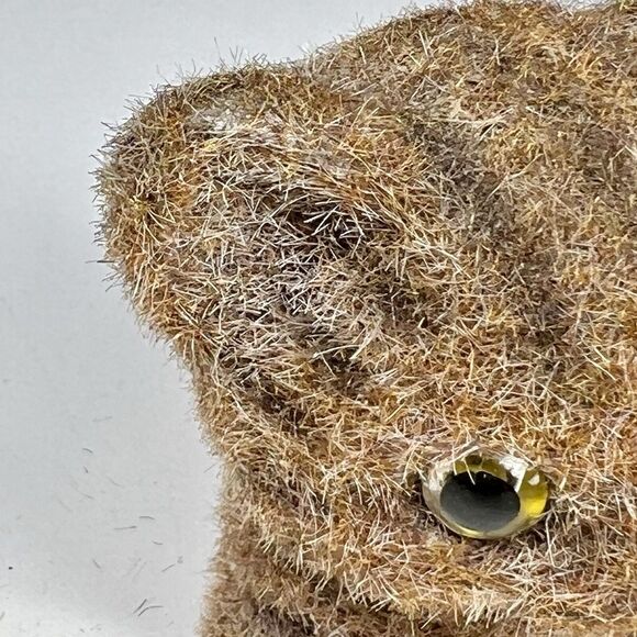 Vintage Josef Originals Tabby Cat Flocked Figurine Original Label Made in Japan - Picture 9 of 9